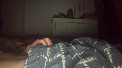 Snapshot of tomford321 chatting on 01-25-25, 01:43 tomford321 online show from 01-25-25, 01:43