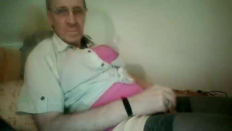 Snapshot of tomislav321 chatting on 04-18-26, 09:59 tomislav321 online show from 04-18-26, 09:59