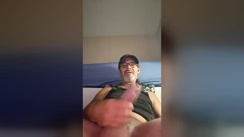 Snapshot of tommgunn25 chatting on 07-04-26, 07:58 tommgunn25 online show from 07-04-26, 07:58