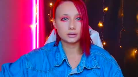 Galadriel online show from 12-23-24, 09:51