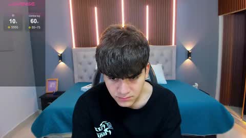 Tommy  online show from 09-23-25, 03:31