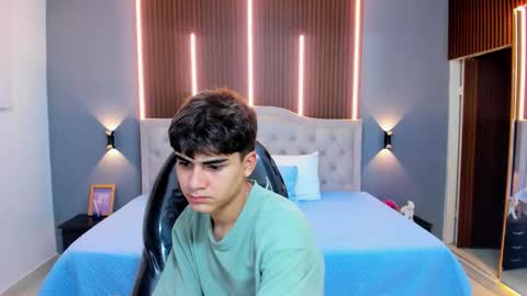 Tommy  online show from 11-06-25, 04:02