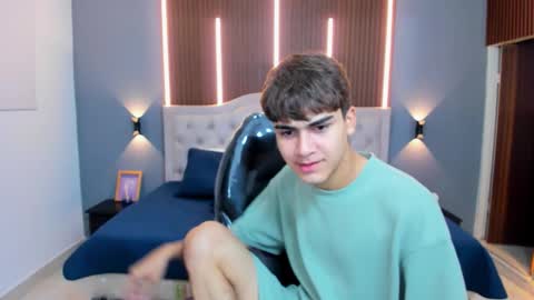 Tommy  online show from 11-16-25, 03:34