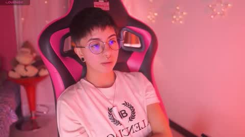 Blue  online show from 03-31-26, 12:45