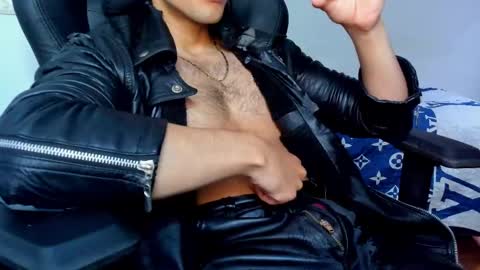 Twitter BreddTommy IG tommy bredd online show from 02-10-25, 09:04