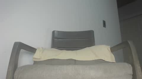   Thomas    online show from 09-26-25, 08:51