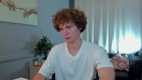 Snapshot of tommy_jamm chatting on 09-26-25, 03:16 Tommy online show from 09-26-25, 03:16