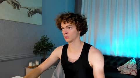 Snapshot of tommy_jamm chatting on 10-03-25, 02:25 Tommy online show from 10-03-25, 02:25