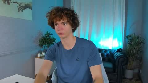 Snapshot of tommy_jamm chatting on 10-16-25, 09:54 Tommy online show from 10-16-25, 09:54