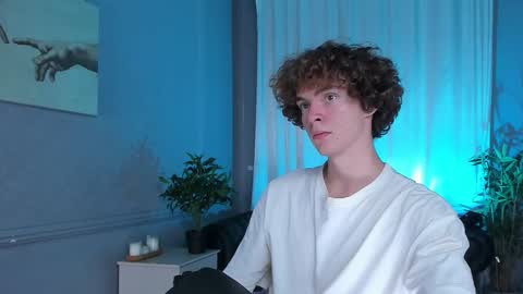 Snapshot of tommy_jamm chatting on 10-22-25, 10:15 Tommy online show from 10-22-25, 10:15