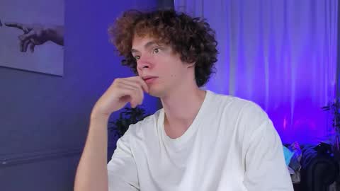 Snapshot of tommy_jamm chatting on 10-23-25, 03:11 Tommy online show from 10-23-25, 03:11