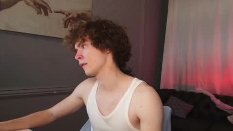 Snapshot of tommy_jamm chatting on 11-03-25, 03:02 Tommy online show from 11-03-25, 03:02