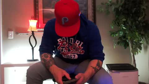 Snapshot of tommy_knuckles chatting on 04-30-26, 12:50 Tommy online show from 04-30-26, 12:50