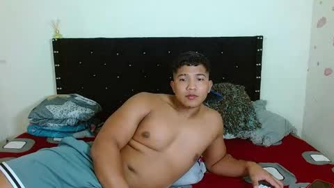 Snapshot of tommy_montana57935 chatting on 04-15-26, 03:35 tommy and merida online show from 04-15-26, 03:35