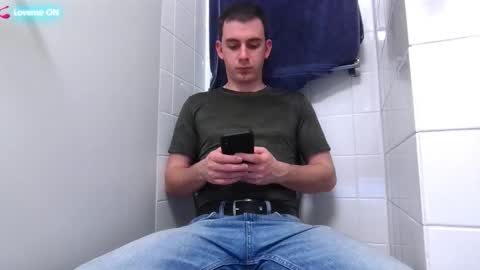 Snapshot of tommy_rafs chatting on 03-20-26, 06:57 Thomas online show from 03-20-26, 06:57