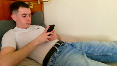 Snapshot of tommy_rafs chatting on 03-30-26, 03:13 Thomas online show from 03-30-26, 03:13