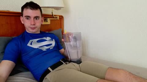 Snapshot of tommy_rafs chatting on 04-11-26, 03:38 Thomas online show from 04-11-26, 03:38