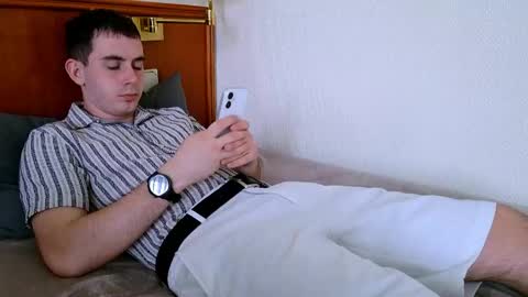 Snapshot of tommy_rafs chatting on 04-16-26, 05:36 Thomas online show from 04-16-26, 05:36