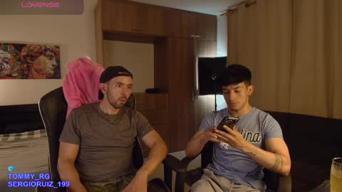 Snapshot of tommy_raym0ndg chatting on 04-07-26, 02:01 tommy_raym0ndg online show from 04-07-26, 02:01