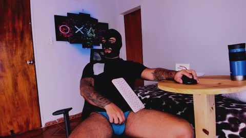 tommy_sccott online show from 02-16-25, 05:48