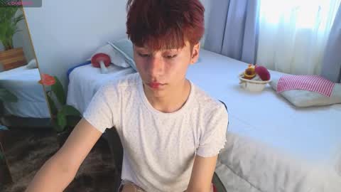 Tommy Foxboy online show from 10-17-25, 01:03