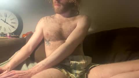 Snapshot of tommyg6420 chatting on 02-11-26, 11:21 First Show ever 3 online show from 02-11-26, 11:21