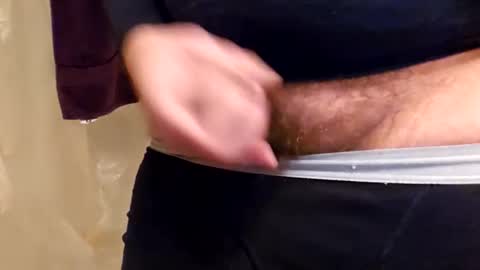 Snapshot of tommypressure chatting on 12-11-24, 01:58 tommypressure online show from 12-11-24, 01:58