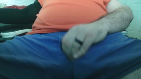 Snapshot of tommypressure chatting on 09-17-25, 12:23 tommypressure online show from 09-17-25, 12:23