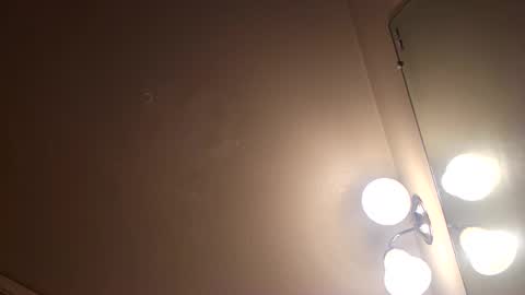 Snapshot of tommypressure chatting on 10-29-25, 11:45 tommypressure online show from 10-29-25, 11:45