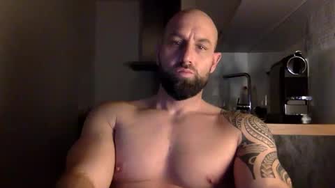 Thomas Fit online show from 12-14-24, 10:39