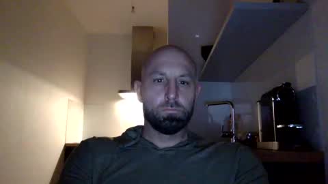 Thomas Fit online show from 12-25-24, 03:28