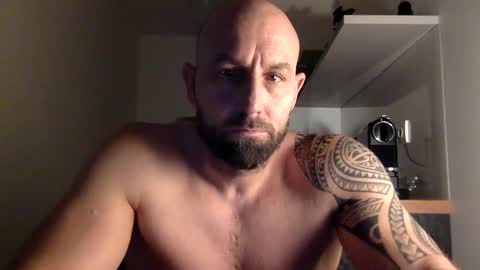 Thomas Fit online show from 12-31-24, 05:07