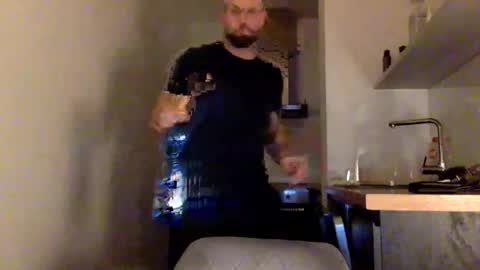 Thomas Fit online show from 02-25-25, 09:02