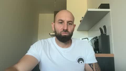 Thomas Fit online show from 09-30-25, 09:58