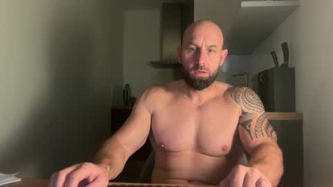 Thomas Fit online show from 09-30-25, 10:04