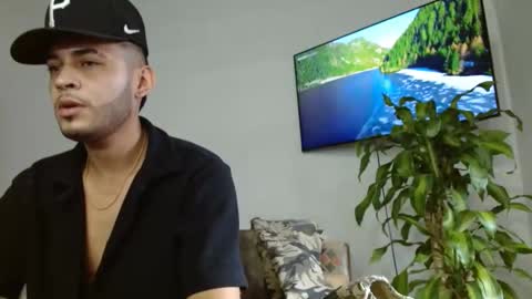 sebasmontoya 777 online show from 09-17-25, 08:21