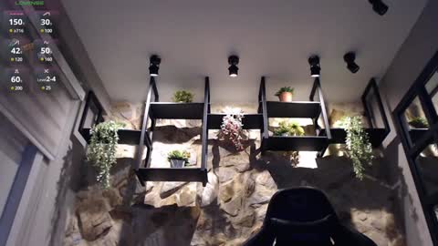 Snapshot of tomsloan_ chatting on 01-11-25, 11:02 Sr. Thomas online show from 01-11-25, 11:02