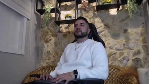 Snapshot of tomsloan_ chatting on 02-14-25, 11:10 Sr. Thomas online show from 02-14-25, 11:10