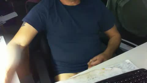 Tom online show from 11-15-25, 03:52