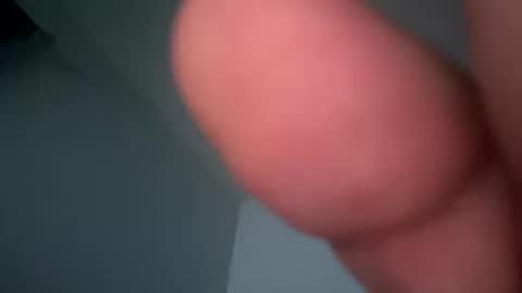 Snapshot of toneda chatting on 09-11-25, 10:15 toneda online show from 09-11-25, 10:15