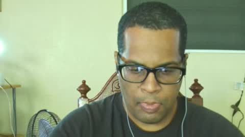 Antonio online show from 03-01-25, 12:23