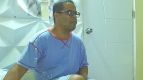 Antonio online show from 03-02-25, 01:58