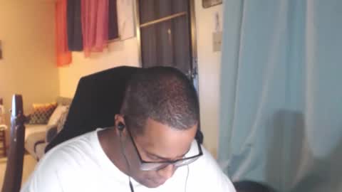 Antonio online show from 02-25-26, 02:21