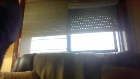 toni640128 online show from 10-19-25, 04:07