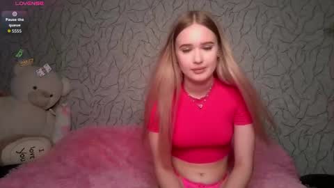 toni_pittmann online show from 06-18-26, 05:06
