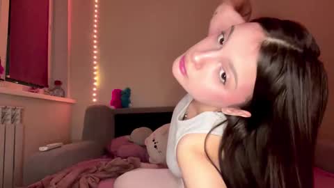 Snapshot of tonimechling chatting on 03-23-26, 02:54 Nana and Sara online show from 03-23-26, 02:54