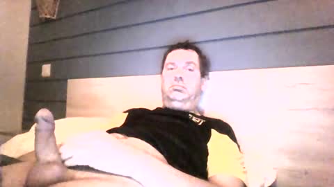 Snapshot of tonio358965 chatting on 02-16-25, 08:10 tonio358965 online show from 02-16-25, 08:10