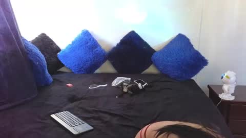 Snapshot of tony_and_sophia chatting on 12-11-24, 02:22 Sophia Tony online show from 12-11-24, 02:22