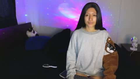 Snapshot of tony_and_sophia chatting on 12-13-24, 11:02 Sophia Tony online show from 12-13-24, 11:02