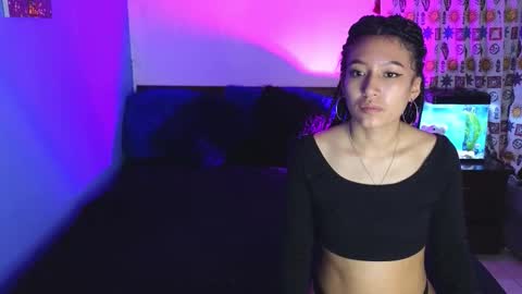 Snapshot of tony_and_sophia chatting on 10-22-25, 11:15 Sophia Tony online show from 10-22-25, 11:15